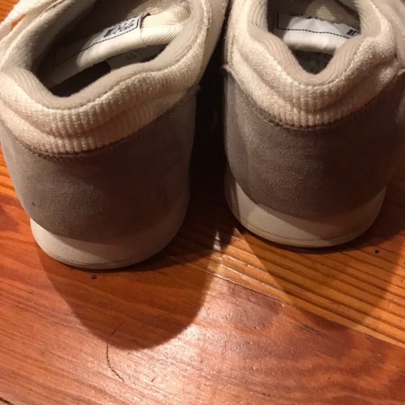 “The Winner” Sneakers size 4 1/2” - Picture 5 of 5